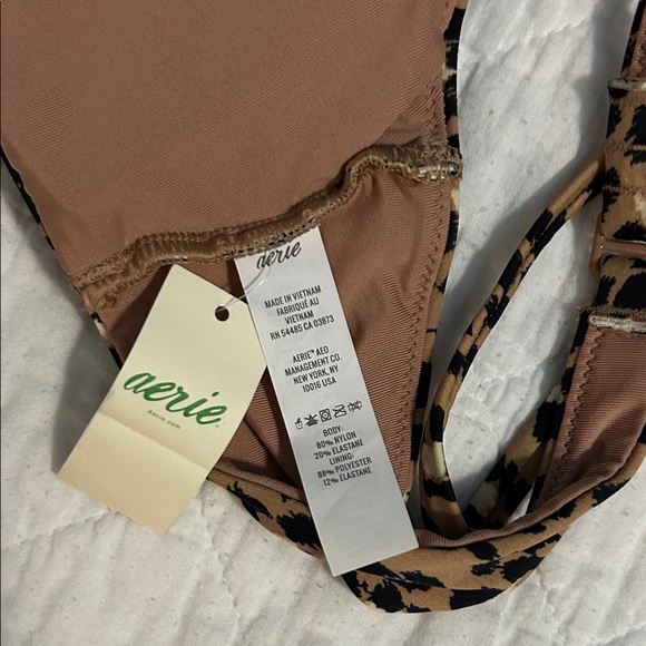 Aerie Leopard Print Bikini Top - Picture 2 of 4